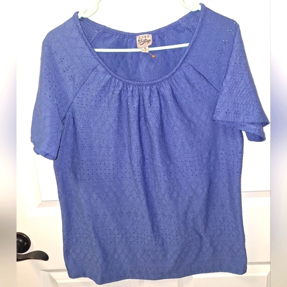 A Como Vintage tunic top in a size medium.  Pre-loved in great condition - Picture 1 of 5